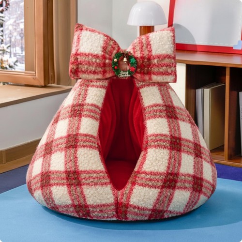 Semi enclosed pet - pet, with